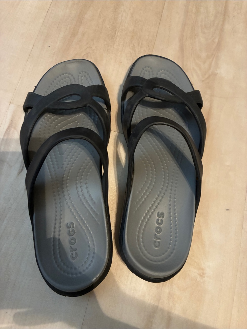 CROCS Women's Black Strappy Sandals with Gray Footbed